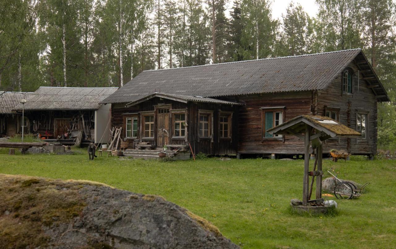 Bed and Breakfast Tarina-Aho Вуонислахти Экстерьер фото